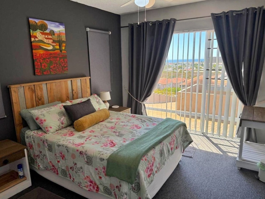2 Bedroom Property for Sale in Hartenbos Heuwels Western Cape